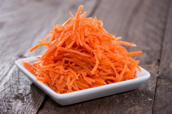 Ensalada de zanahoria para el desayuno para hacer dieta japonesa
